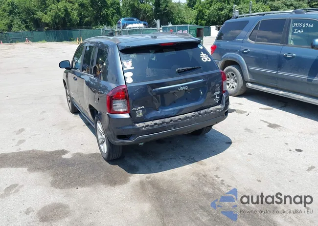 1C4NJDEB9ED632886: 42604829