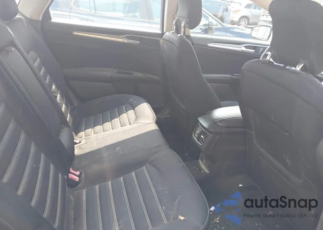 3FA6P0H75ER321715: 42604888