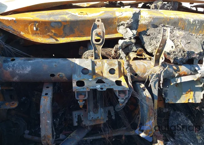 JM1GL1V5XH1138179: 42604922