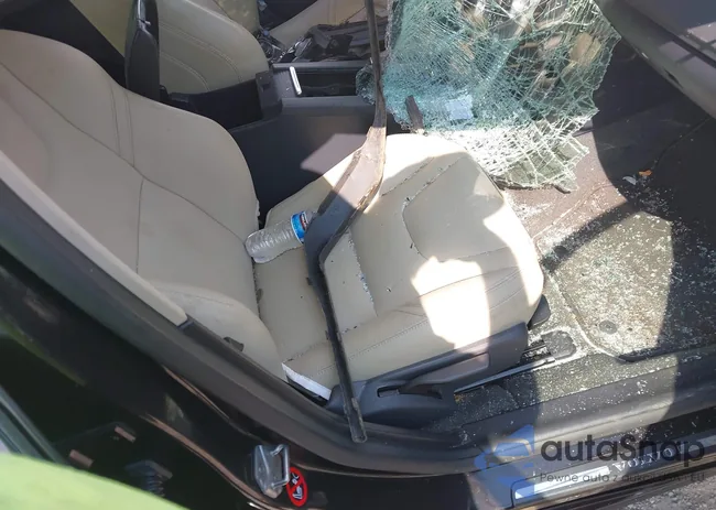 YV126MFL0H2435319: 42604929