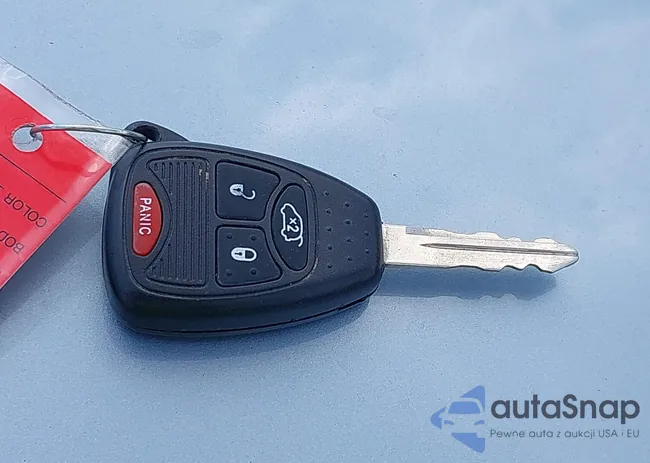 1C4PJMAK8CW197715: 42604982