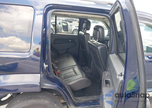 1C4PJMAK8CW197715: 42604982