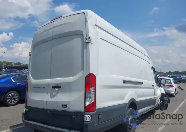 1FTYR3XM7GKA54025: 42604048