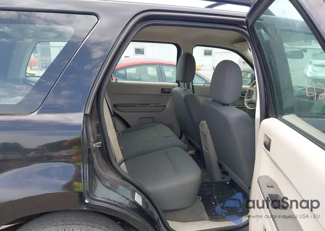 1FMCU0C78CKB50890: 42604116