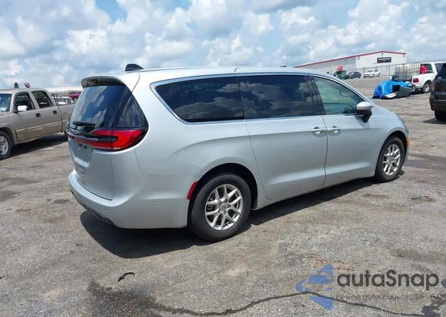 2C4RC1BG8PR628886: 42604328