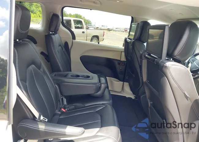 2C4RC1BG8PR628886: 42604328