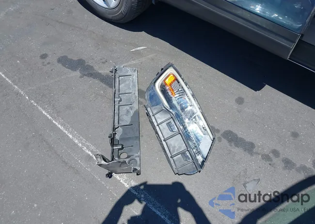 1FM5K7B82JGC86899: 42605447