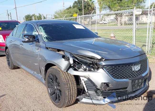 1G6DW5RK8P0137606: 42605633