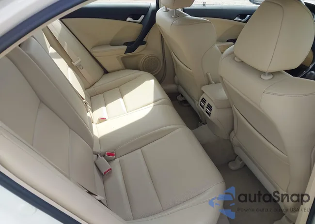 JH4CU2F67BC009710: 42605655