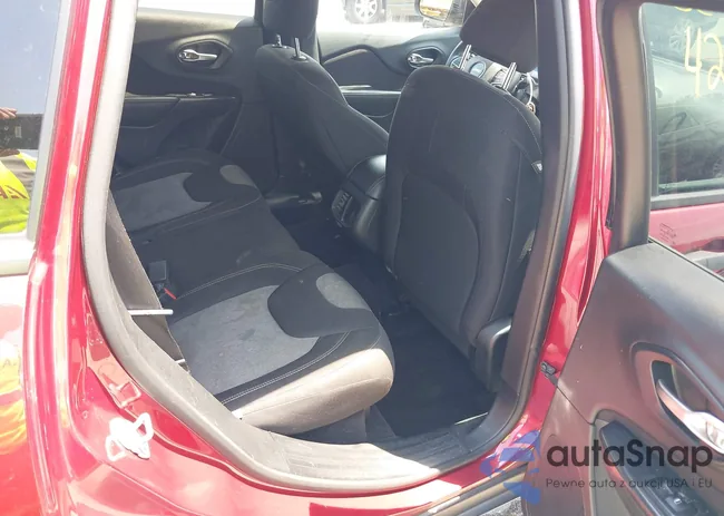 1C4PJMAS6GW333071: 42605721