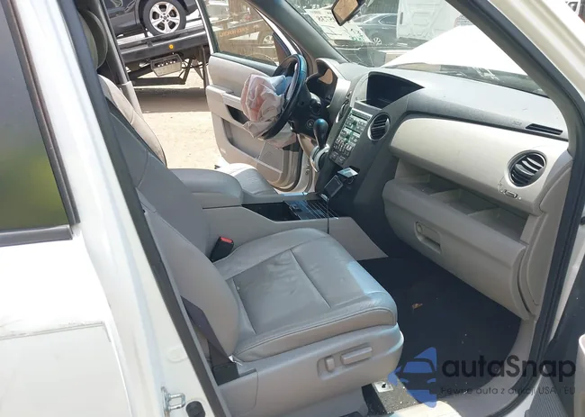 5FNYF3H68BB040097: 42605738