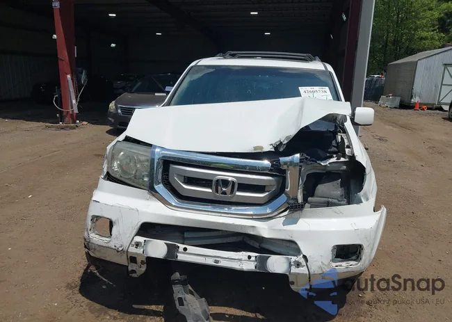 5FNYF3H68BB040097: 42605738