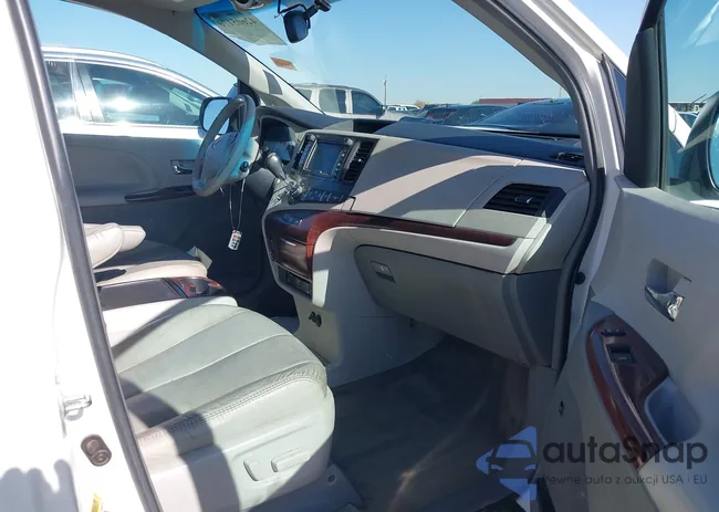 5TDYK3DC5CS218522: 42605170