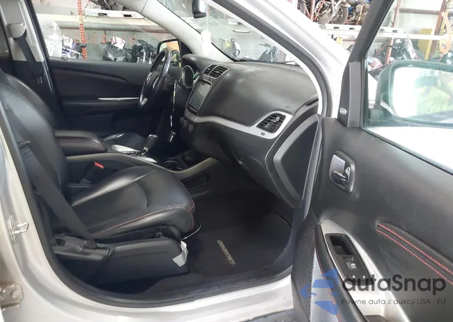 3C4PDDEG0ET309221: 42605256