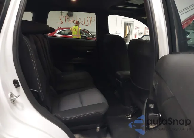 JA4AZ3A31JZ033066: 42606692