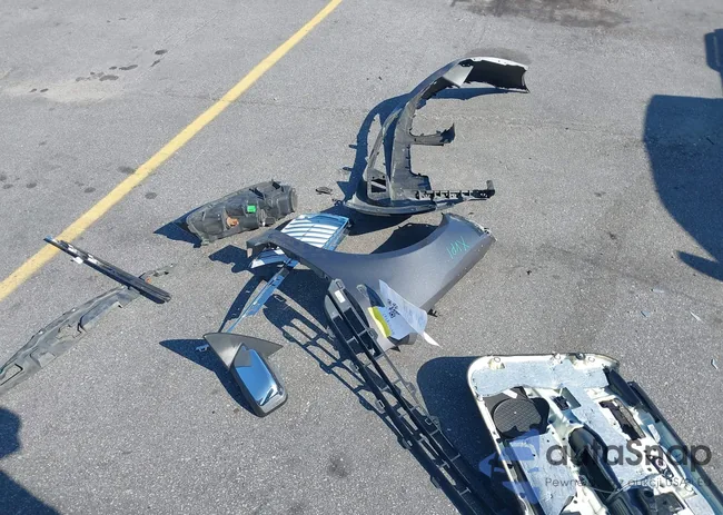 3LNHL2GC3CR824435: 42606704