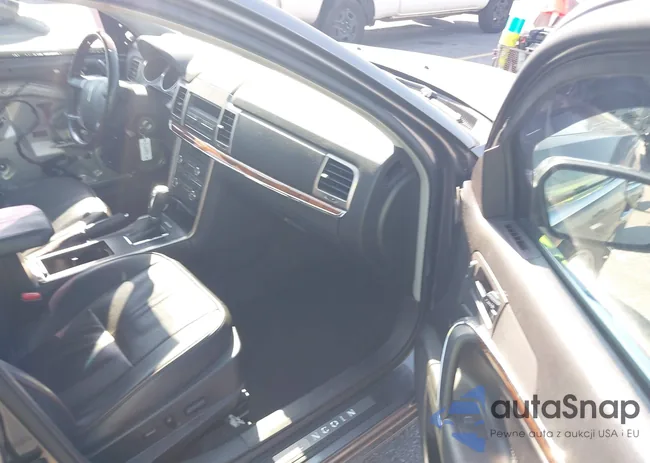 3LNHL2GC3CR824435: 42606704