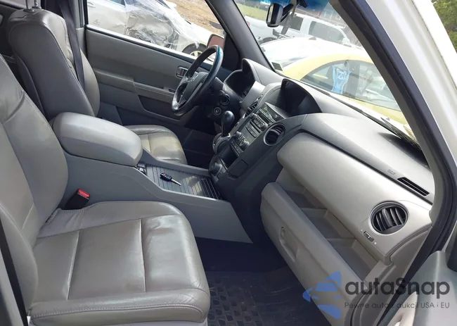 5FNYF4H61FB067461: 42606844