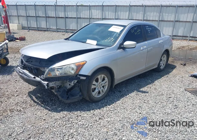 1HGCP2F4XAA107830: 42606065