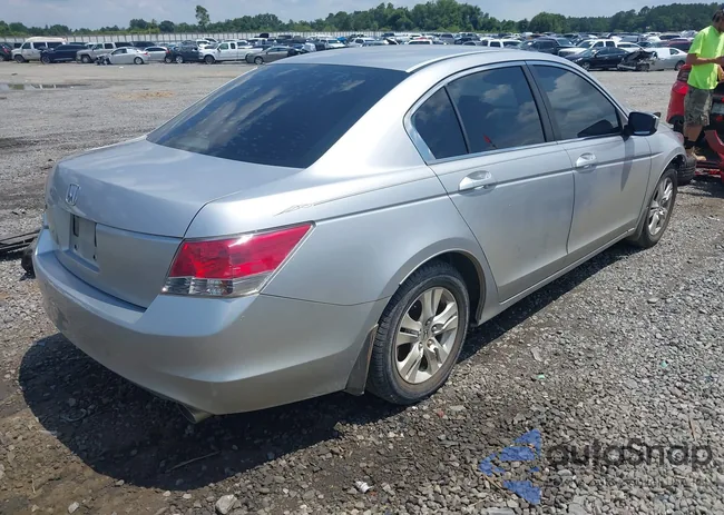 1HGCP2F4XAA107830: 42606065