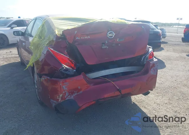 1N4AL3AP5FC184714: 42606311