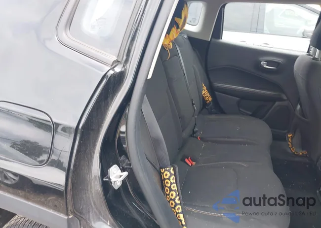 3C4NJCAB2JT187010: 42607545