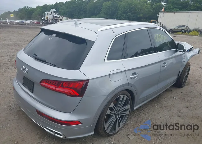 WA1C4AFY9J2153352: 42607593