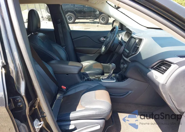 1C4PJMDS9FW513770: 42607652