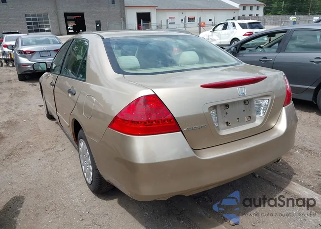 1HGCM56197A135790: 42607752