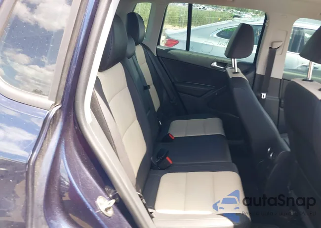 WVGAV7AX8GW595502: 42607943