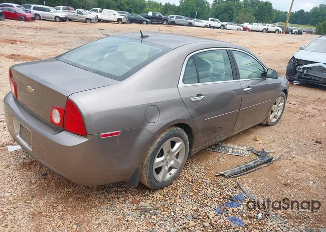 1G1ZB5EB0AF227317: 42608035