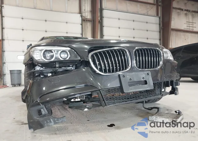 WBAYB6C5XDD223942: 42608352