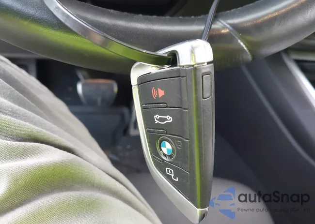 3MW5R7J07L8B38290: 42609626