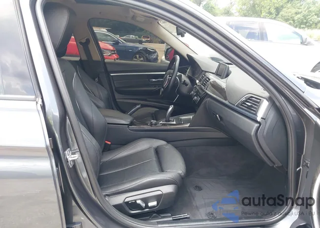 WBA8A3C52GK551275: 42609667