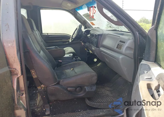 1FTNW21L83EA11313: 42609133