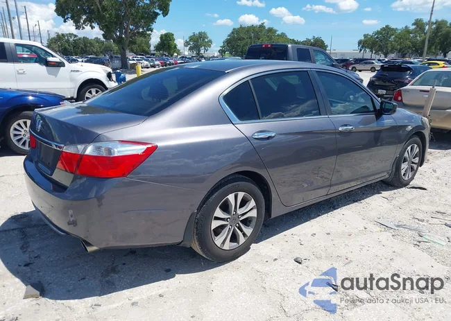 1HGCR2F33DA178857: 42610757