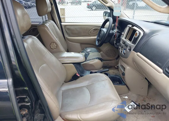 4F2CZ06154KM12573: 42610759