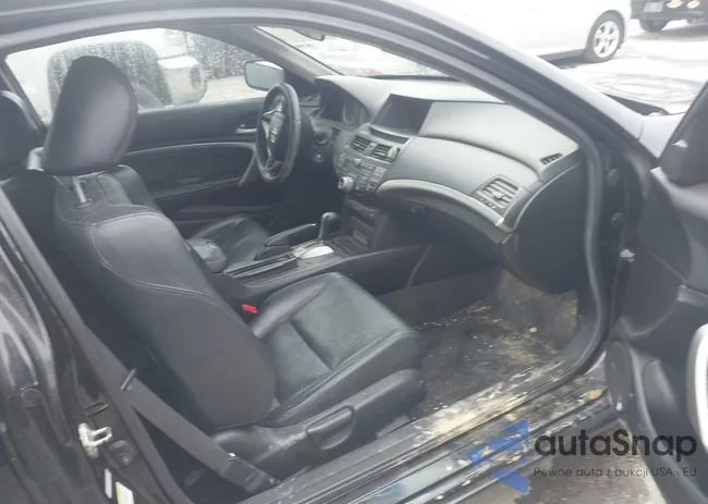 1HGCS22858A006907: 42610779