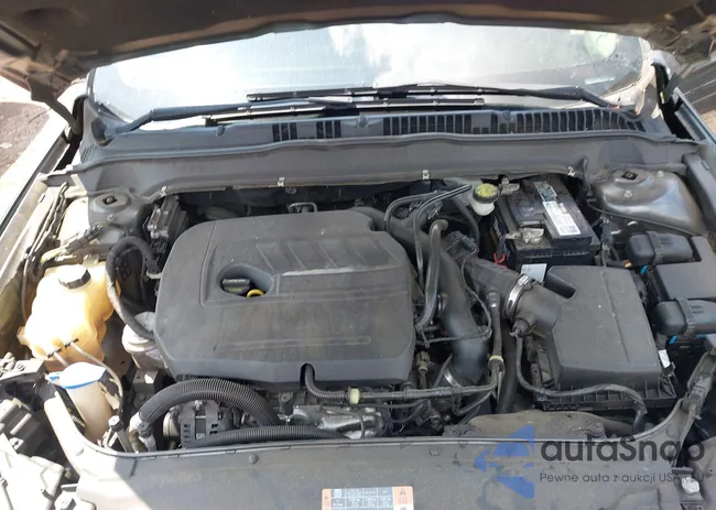 3FA6P0HD3FR230451: 42610791