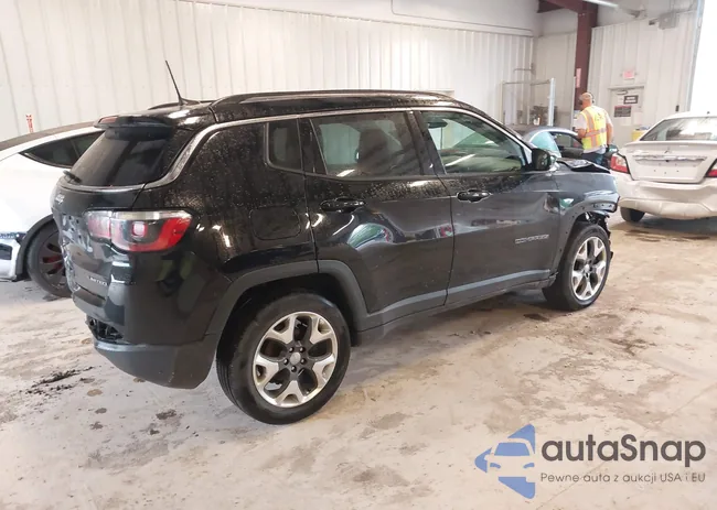 3C4NJDCB5JT284303: 42610849