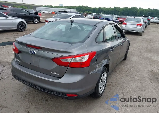 1FADP3F28EL331461: 42610873