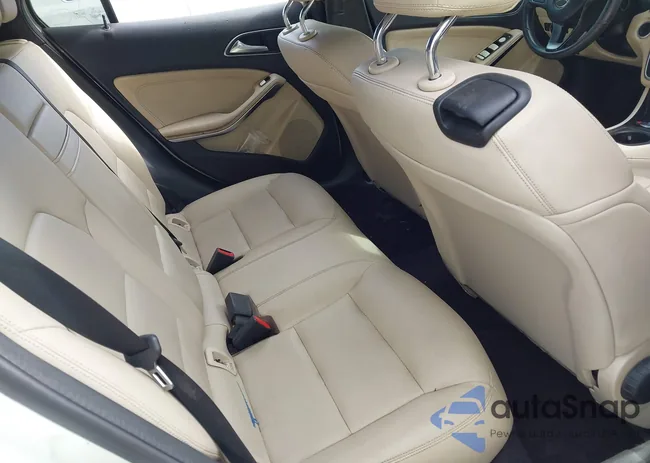 WDCTG4EBXGJ249477: 42610053