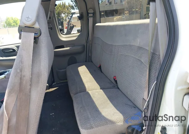 1FTZX1726YNB68949: 42610074