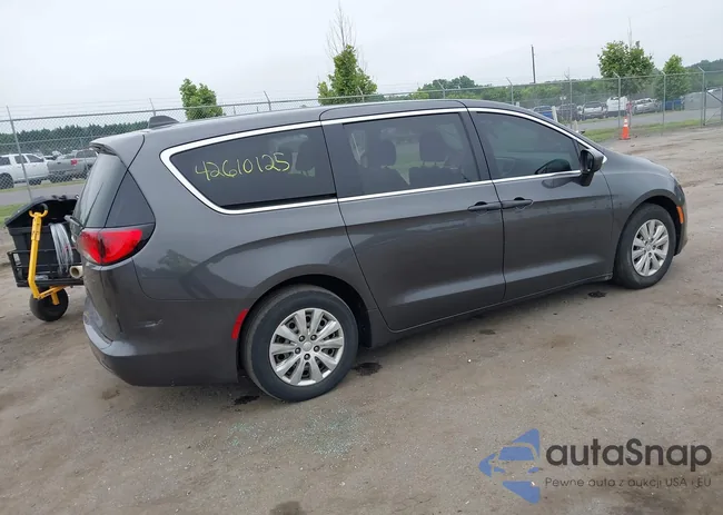 2C4RC1AG1JR258020: 42610125