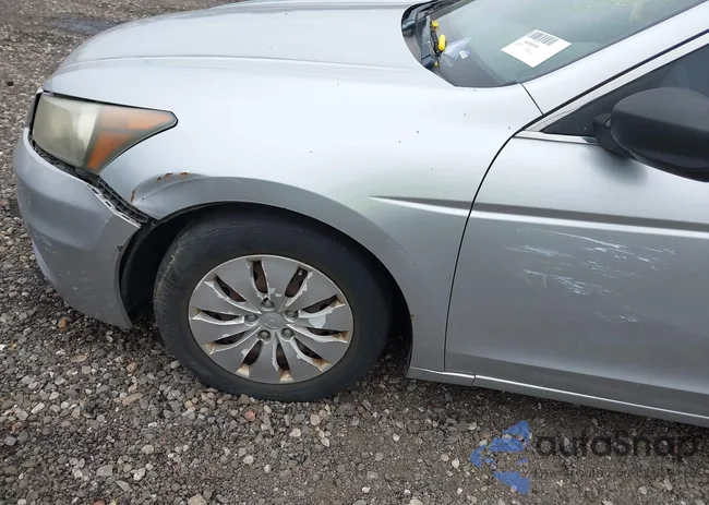 1HGCP2F34BA008879: 42610182