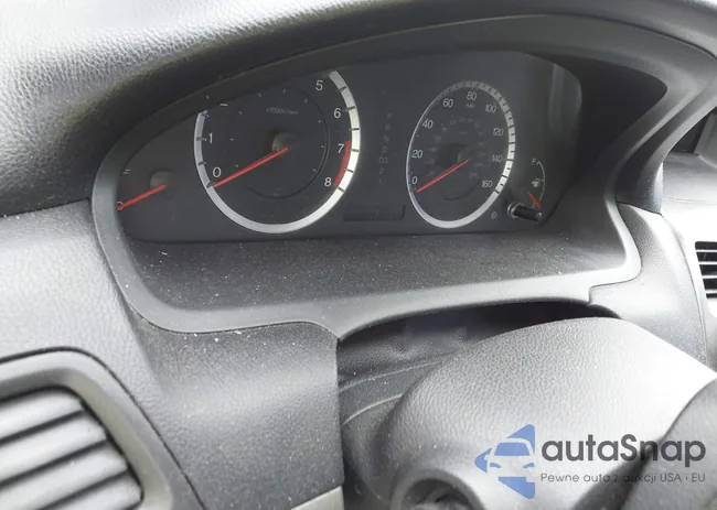 1HGCP2F34BA008879: 42610182