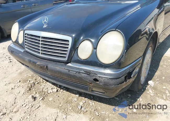 WDBJF65H9XA765795: 42610202