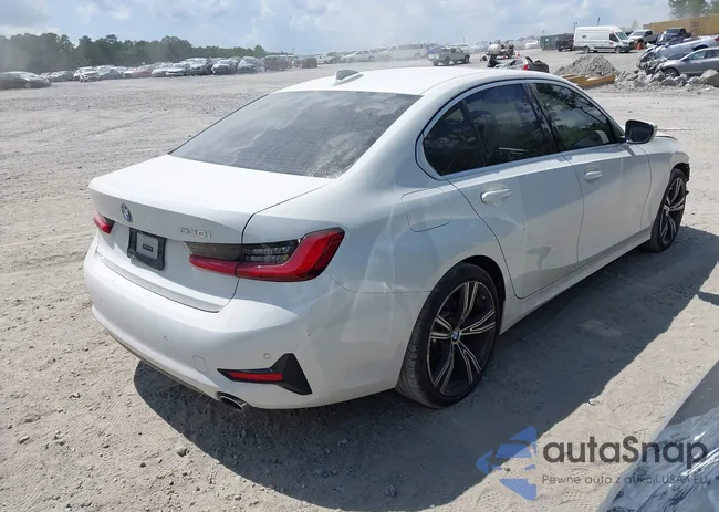 WBA5R1C53KFH15265: 42610371