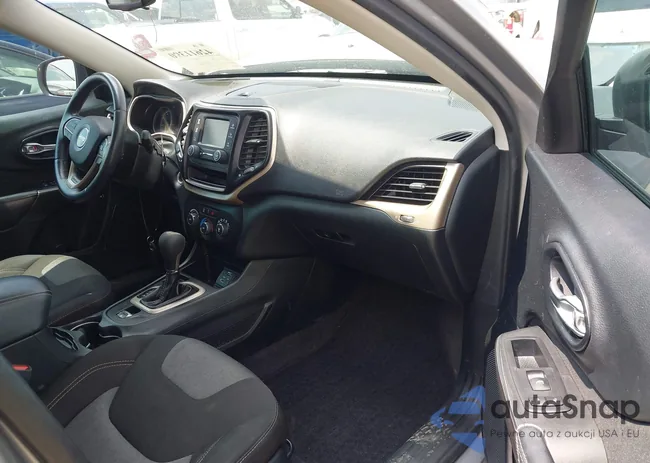 1C4PJLAB7GW307900: 42611390