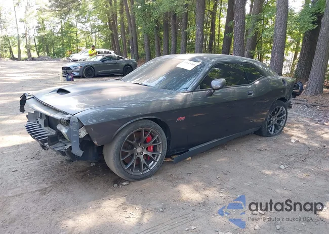 2C3CDZDJ1FH910676: 42611466